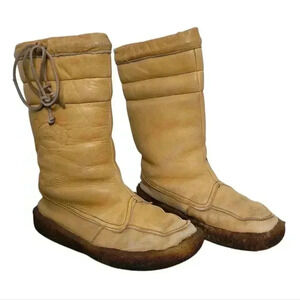 Vintage Made in Canada Moccasins Men's size 9